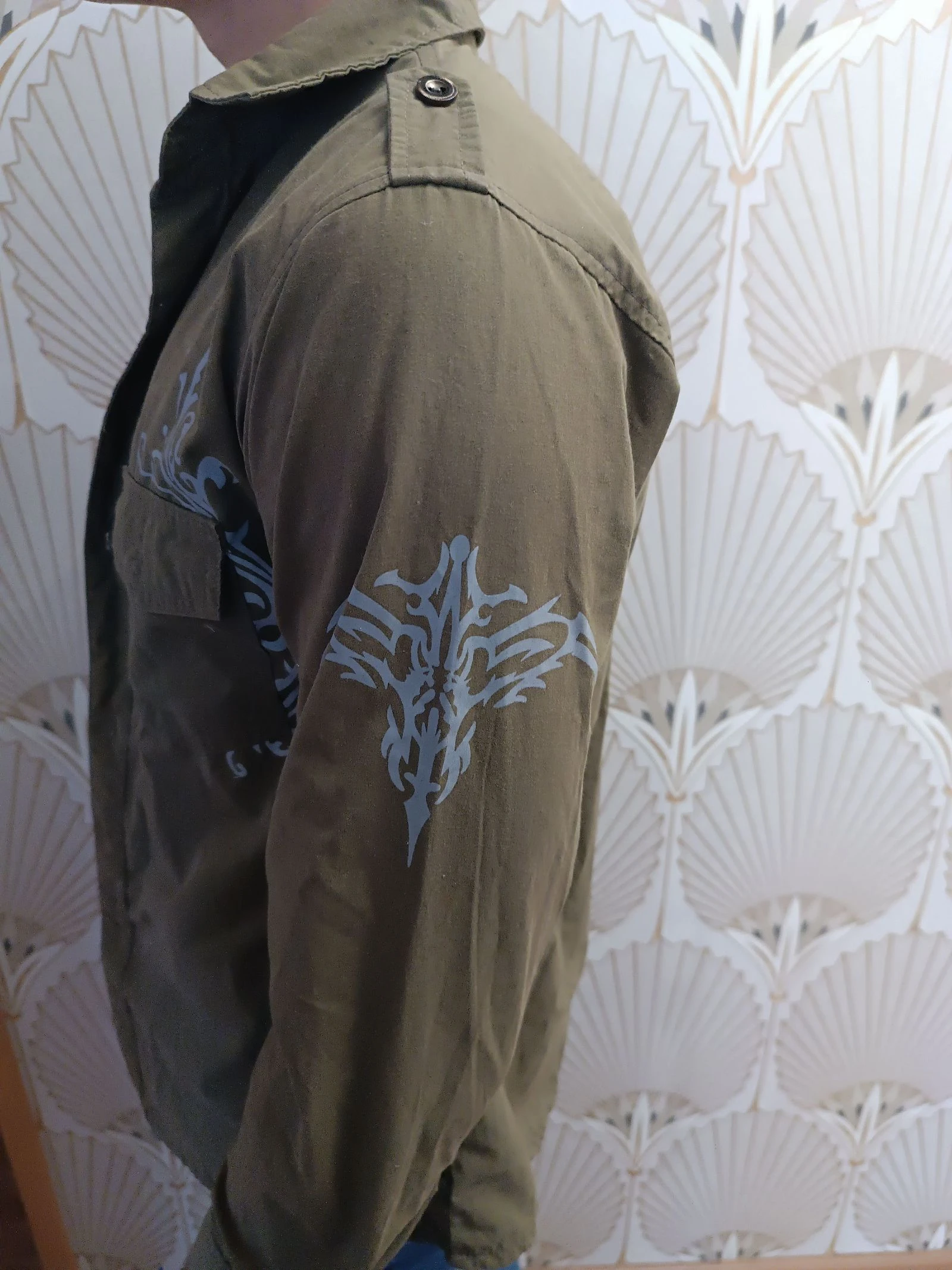 Camisa cáqui de manga longa estampada estilo streetwear tamanho 14 – photo 5